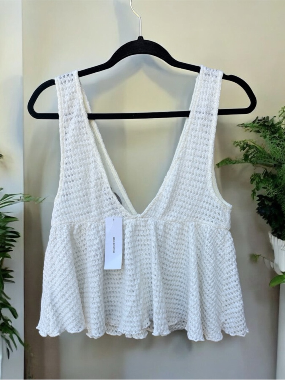 Urban Outfitters NWT Peplum Top Medium - Picture 3 of 3